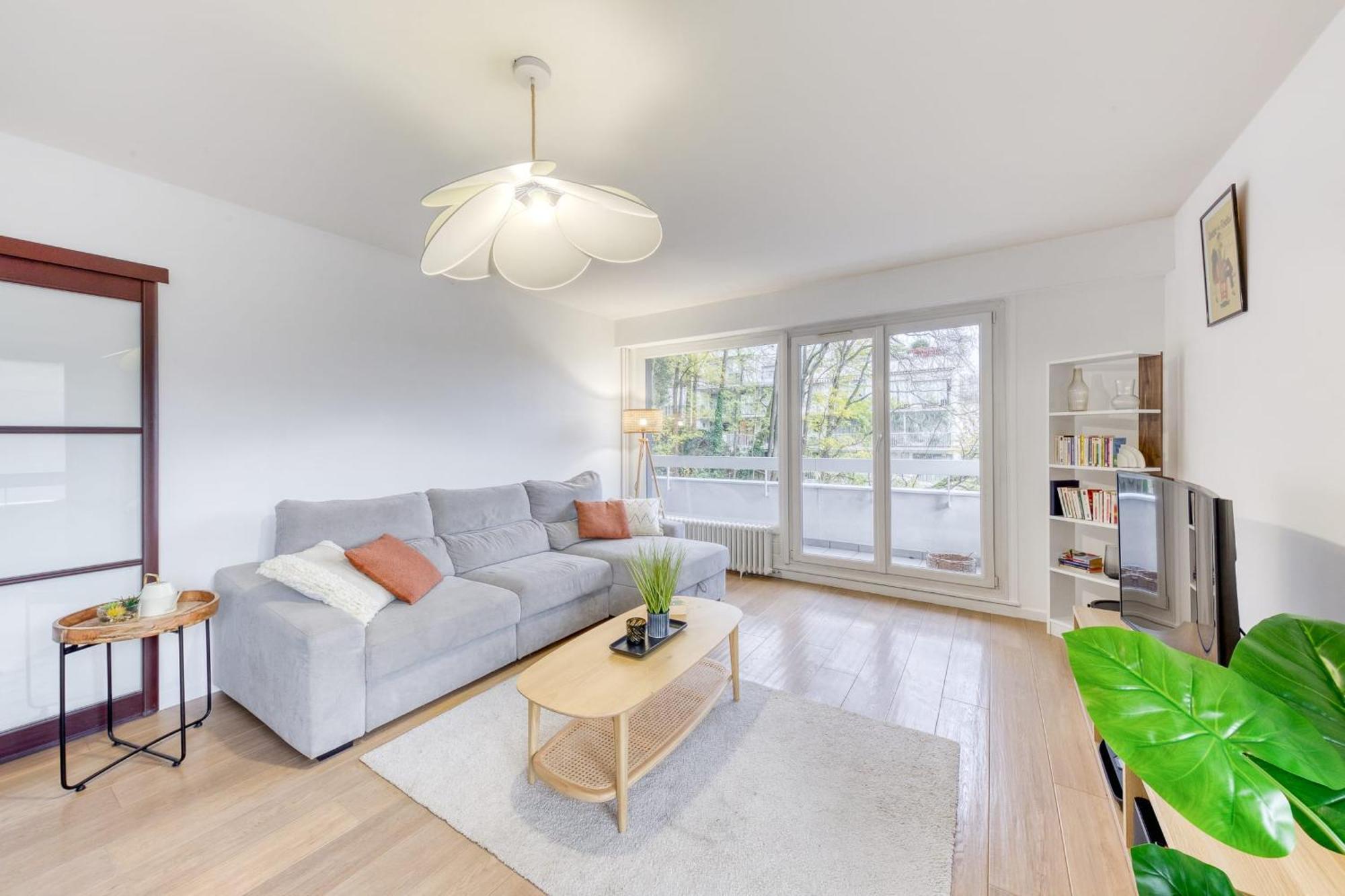 Grand Appartement Spacieux - Proche Paris Sèvres Esterno foto