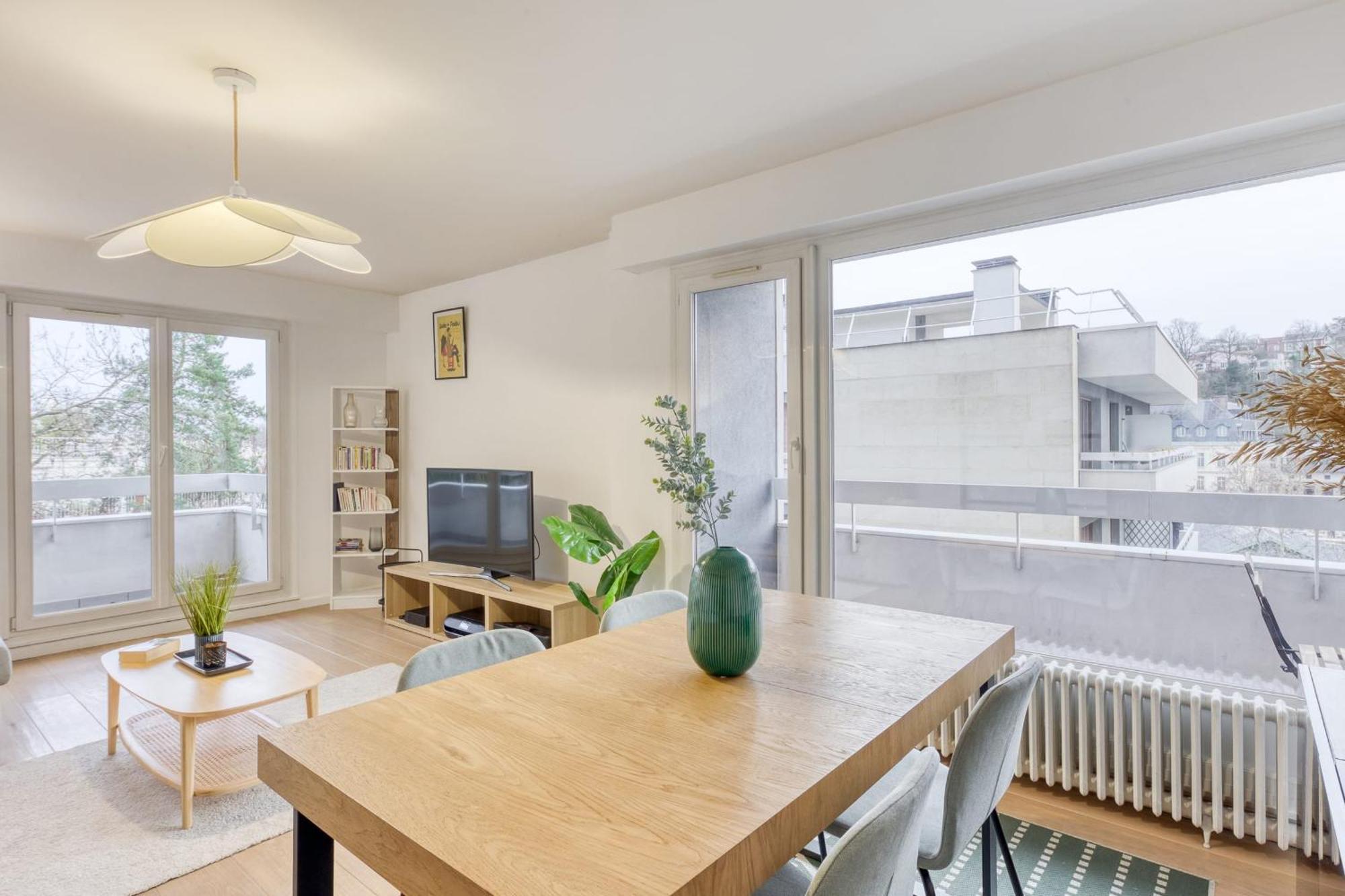 Grand Appartement Spacieux - Proche Paris Sèvres Esterno foto