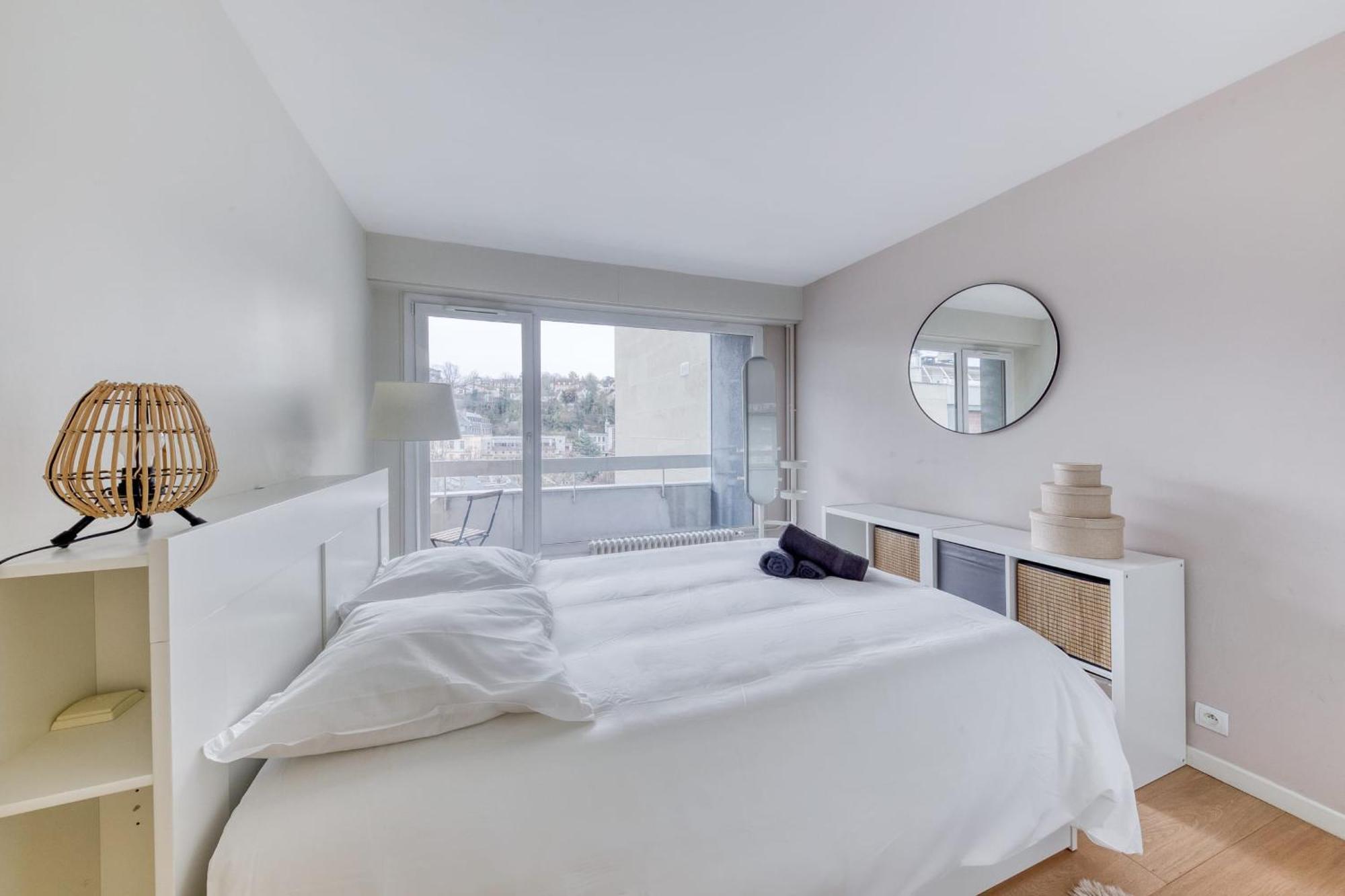 Grand Appartement Spacieux - Proche Paris Sèvres Esterno foto
